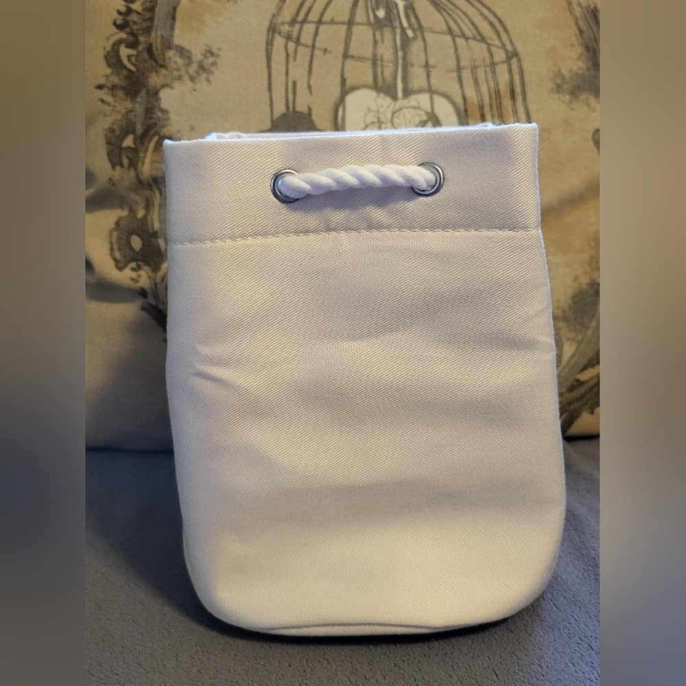 Dior Beaute Drawstring Pouch - Picture 3 of 9